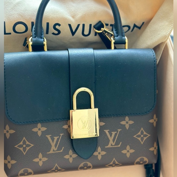 Authentic Louis Vuitton locky BB Bag - Picture 2 of 10